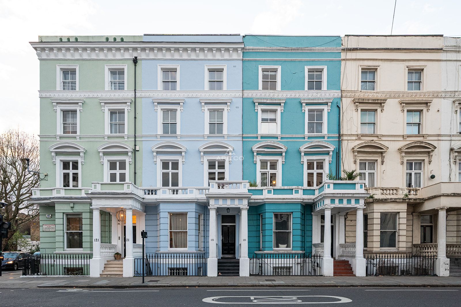 伦敦三代同堂之家：一台家用电梯让亲情无碍流动